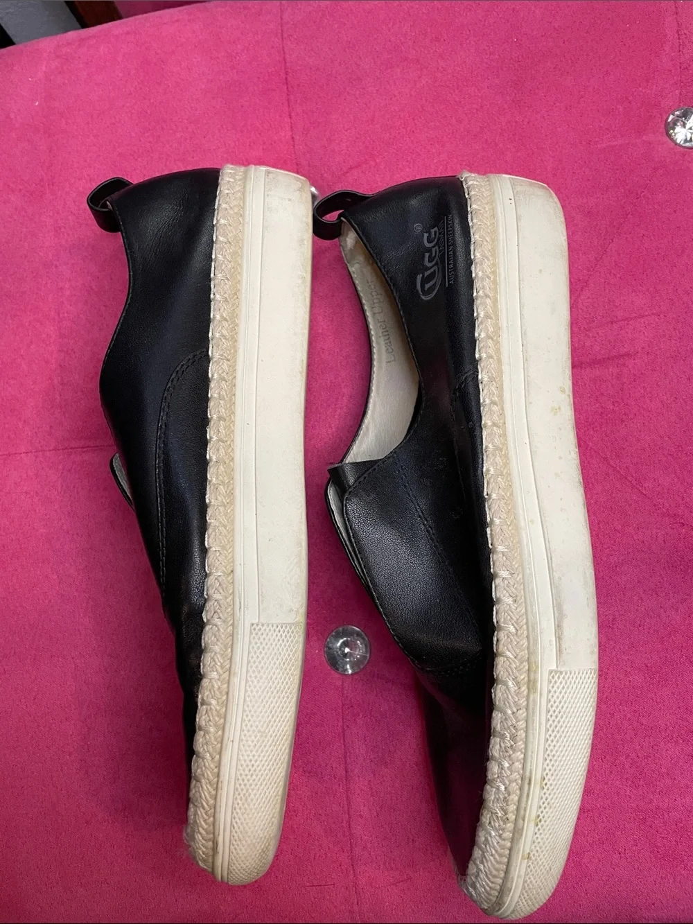 UGG Women's Black Leather Slip-On Espadrille Moccasinsi Size 8-8 1-2